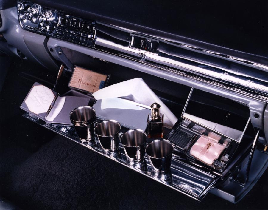  Cadillac Eldorado Brougham 1957 года  (фото 3 из 25)